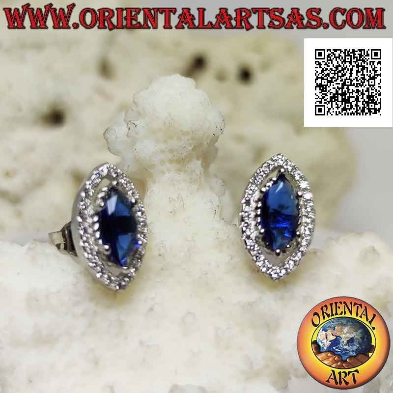 Pendientes de plata con zafiro lanzadera sintético engastado rodeado de circonitas blancas