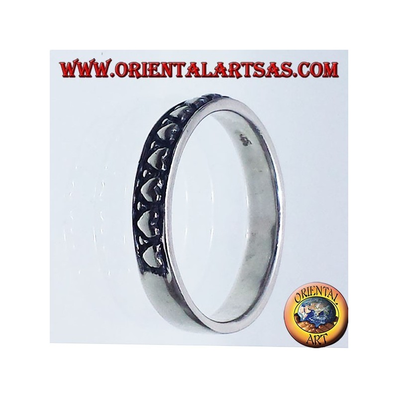 anillo de plata, anillo de boda con corazones tallados