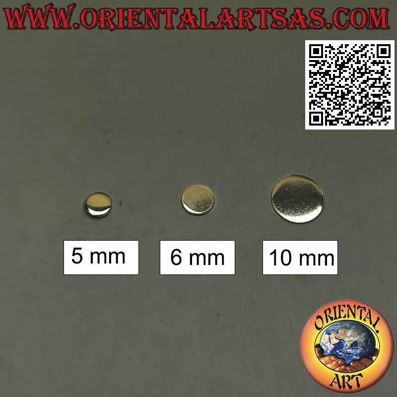 Mini earring in silver, the flat smooth round plate