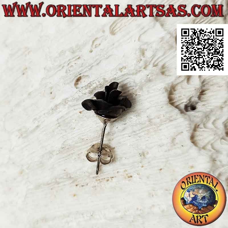 Mini orecchino in argento, la rosa grande smaltata