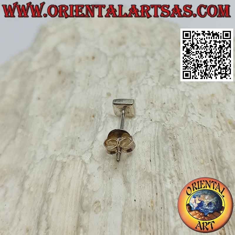 Mini boucle d'oreille / clou de nez en argent, carré agate (4 mm)
