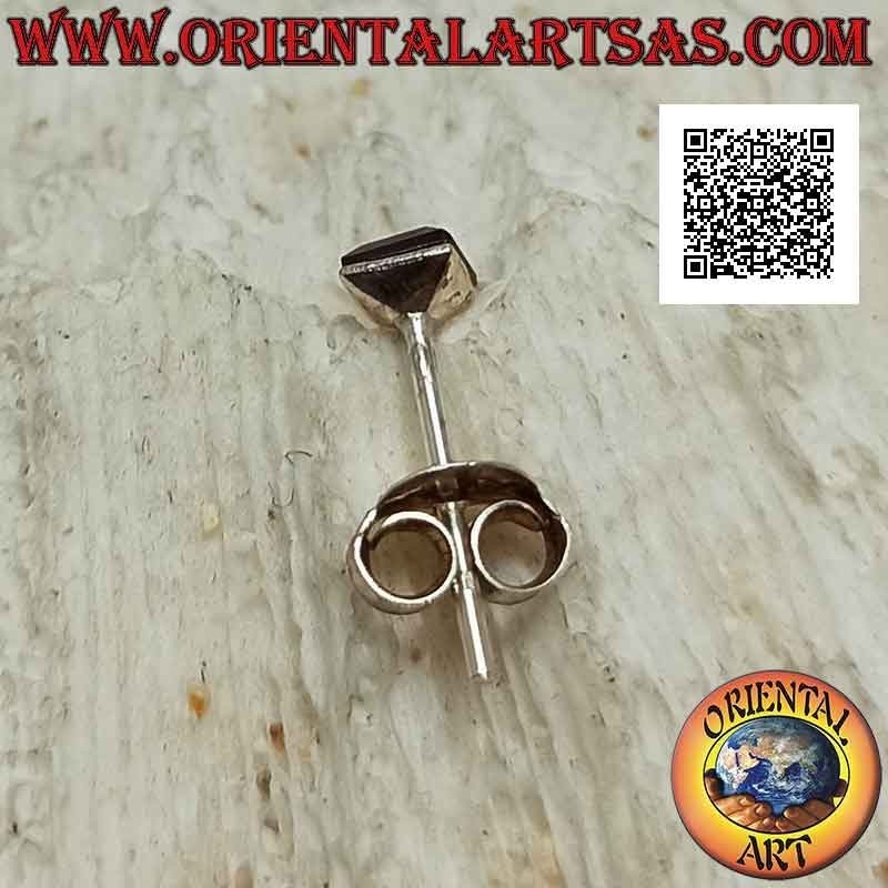 Mini pendiente / tachuela de nariz en plata, cuadrado con circonita de color facetada (3 mm)