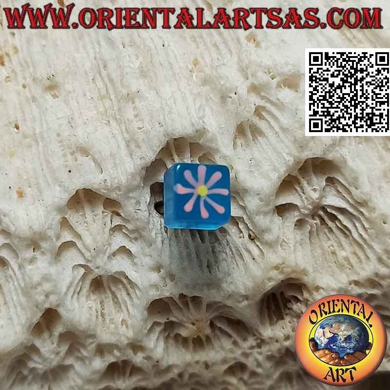 Mini orecchino in argento, il cubo colorato con disegno