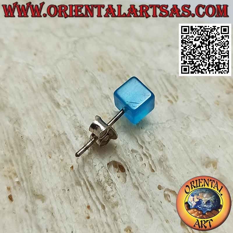 Mini boucle d'oreille en argent, le cube coloré avec design