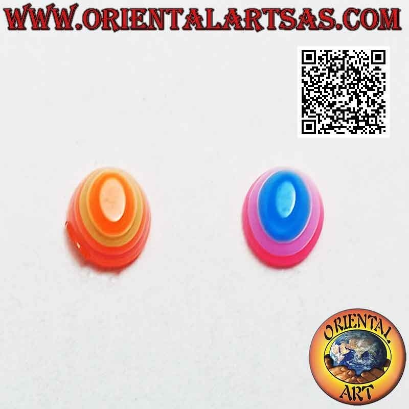 Mini pendiente en plata, el cono ovalado biselado con rayas multicolores