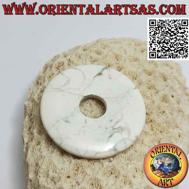 40mm Howlite Disc / Donut Pendant. Ø (cord included)