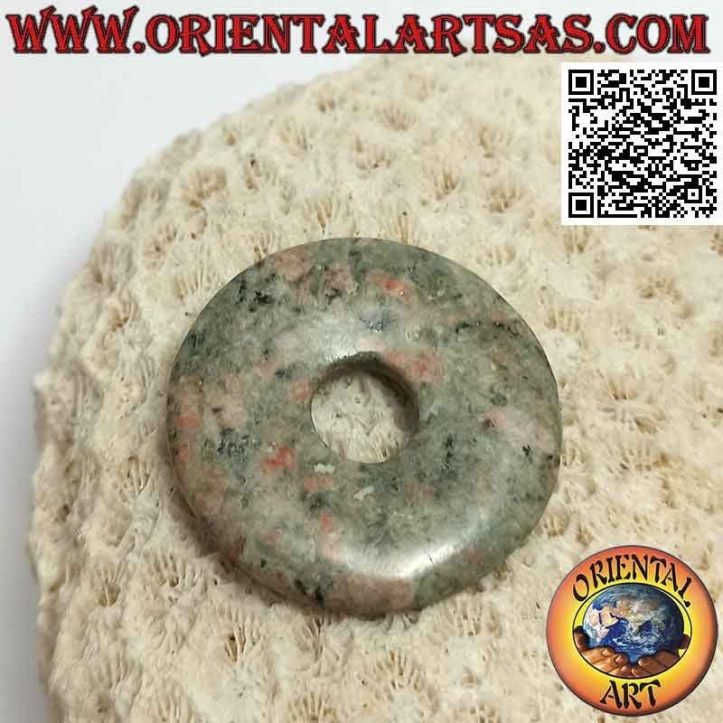 Disc / donut pendant in 30mm unakite. Ø (cord included) A