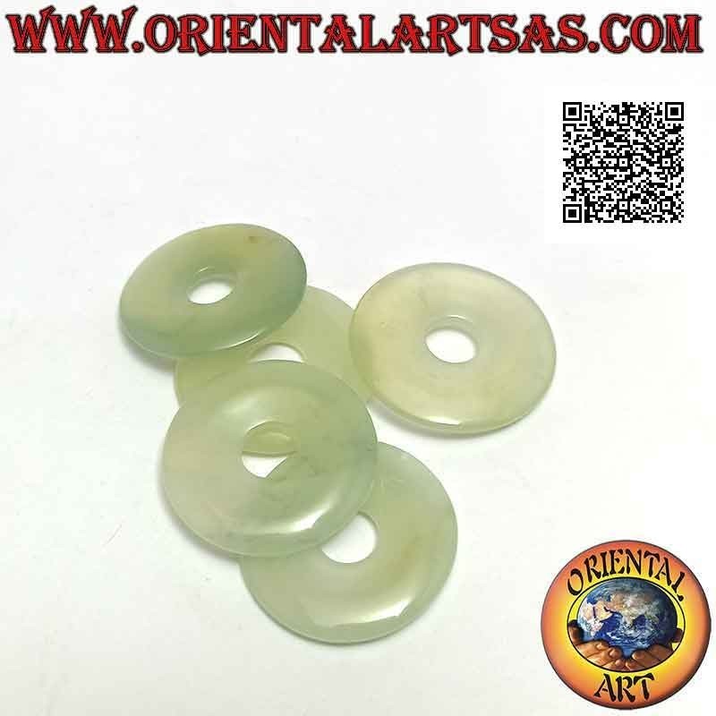 Disc / donut pendant in Serpentine Jade (New Jade) 30 mm. Ø (cord included)