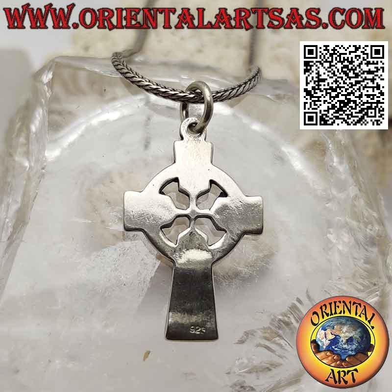 Ciondolo in argento, croce celtica con nodi celtici in bassorilievo