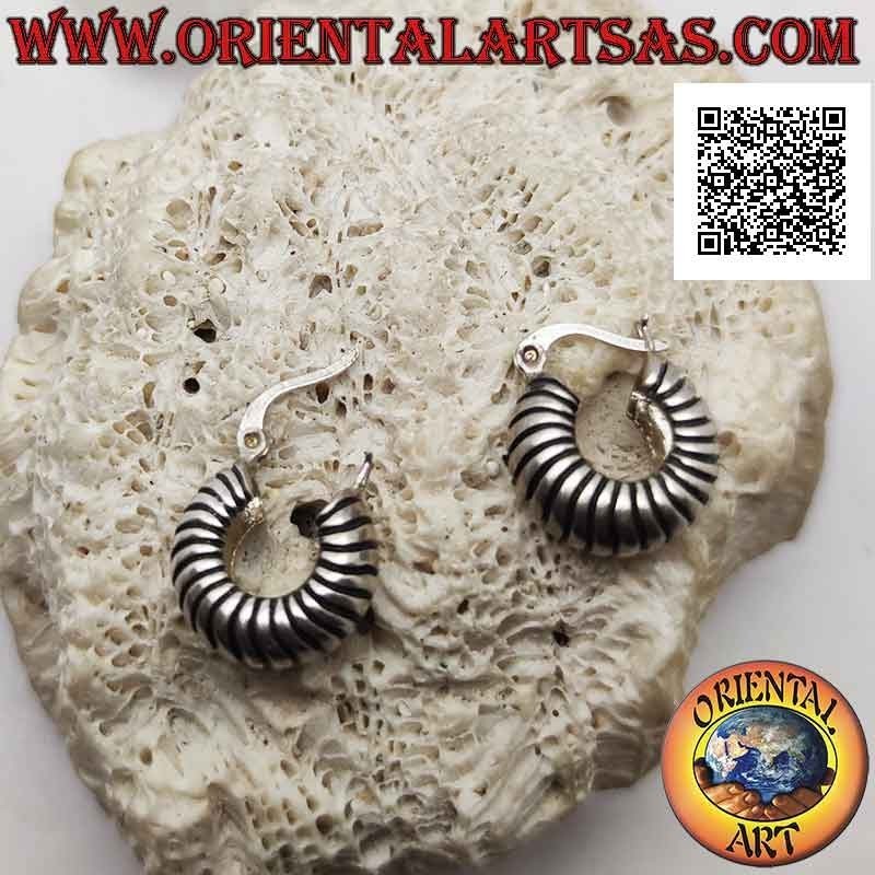 Orecchini Cerchio Largo Righe Orizzontali Argento 925 peso 8,8g. 16mm