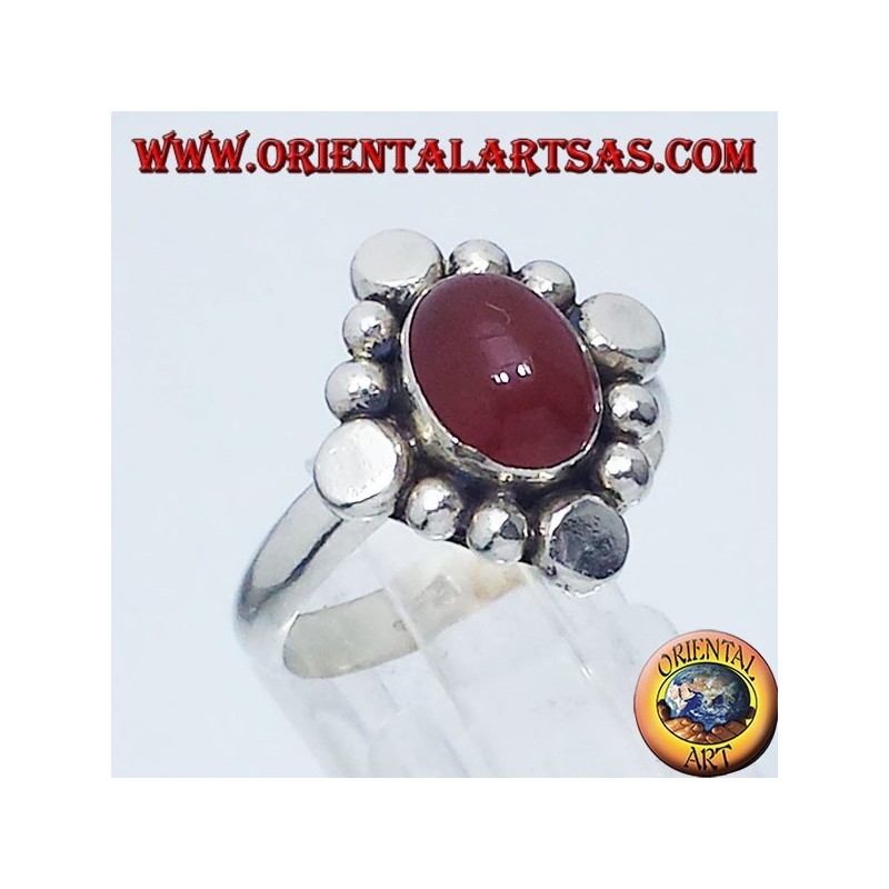 Anillo de plata con cabujón oval de cornalina