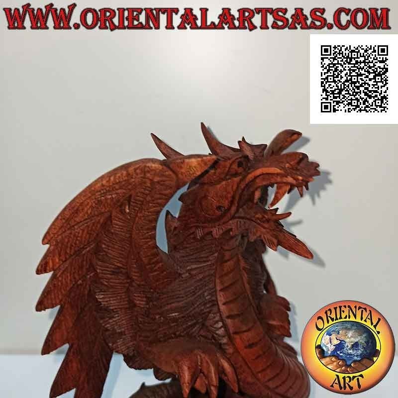 Escultura de dragón alado con alas desplegadas tallada a mano en madera de suar de 22 cm