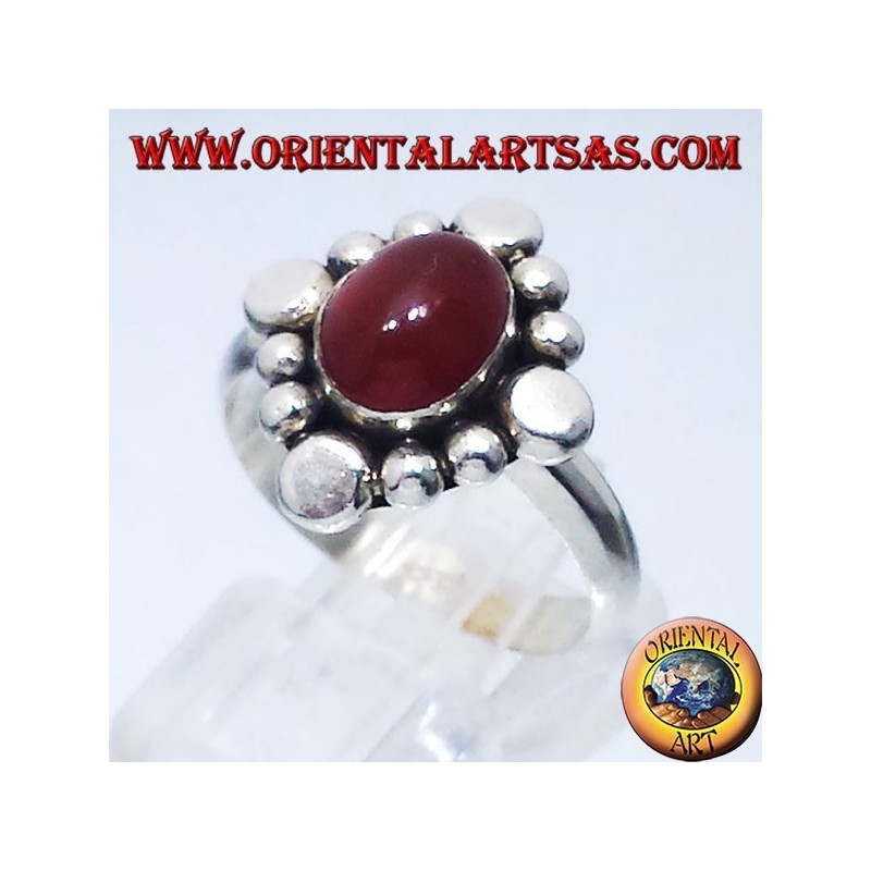 Anillo de plata con cabujón oval de cornalina