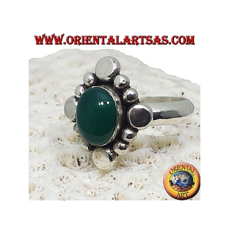 Bague en argent avec ovale vert agate cabochon
