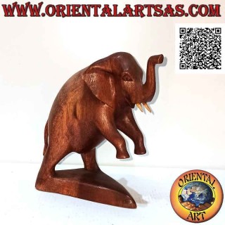 Escultura de elefante africano a dos patas con trompa hacia arriba, en madera de suar (17 cm)