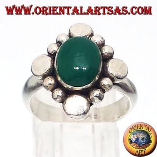 Anello in argento con agata verde ovale a cabochon