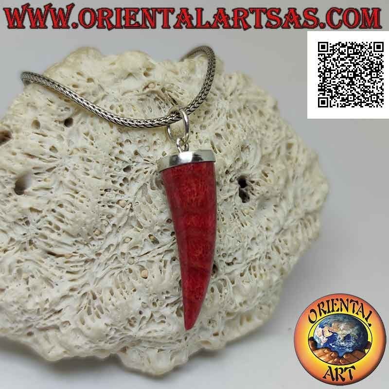 Pendentif corne " porte-bonheur " en argent de corail rouge (corail) avec calotte lisse