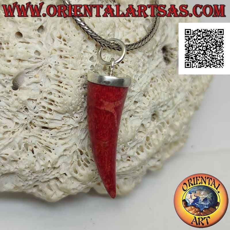 Silver "lucky charm" horn pendant of red coral (coral) with smooth cap