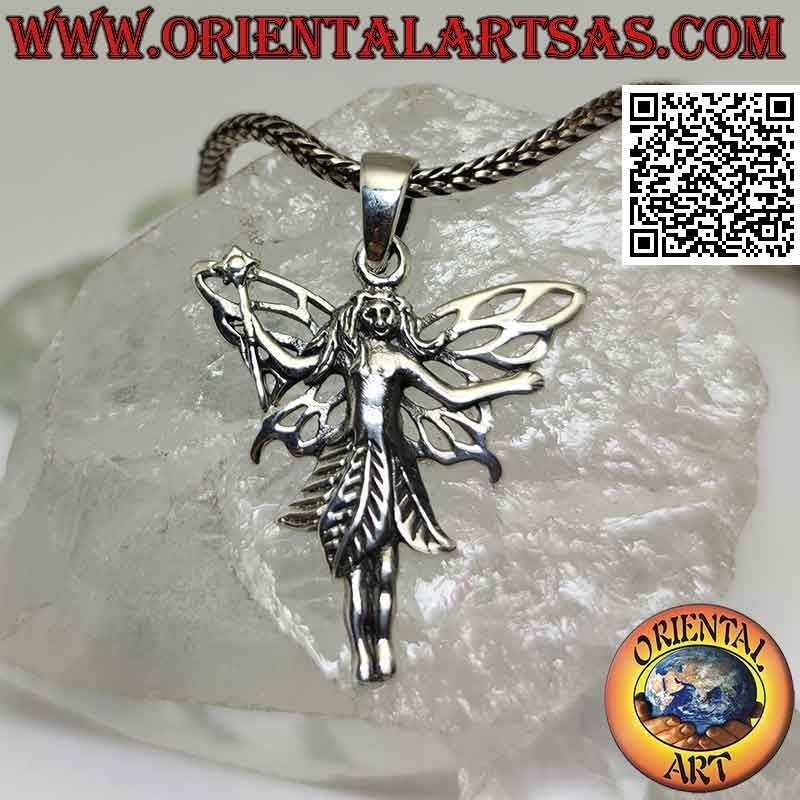 Pendentif en argent, la fée ascendante avec une baguette magique