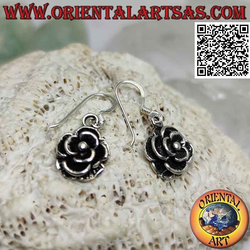 Silver leverback earrings with a pendant rose defined on various levels