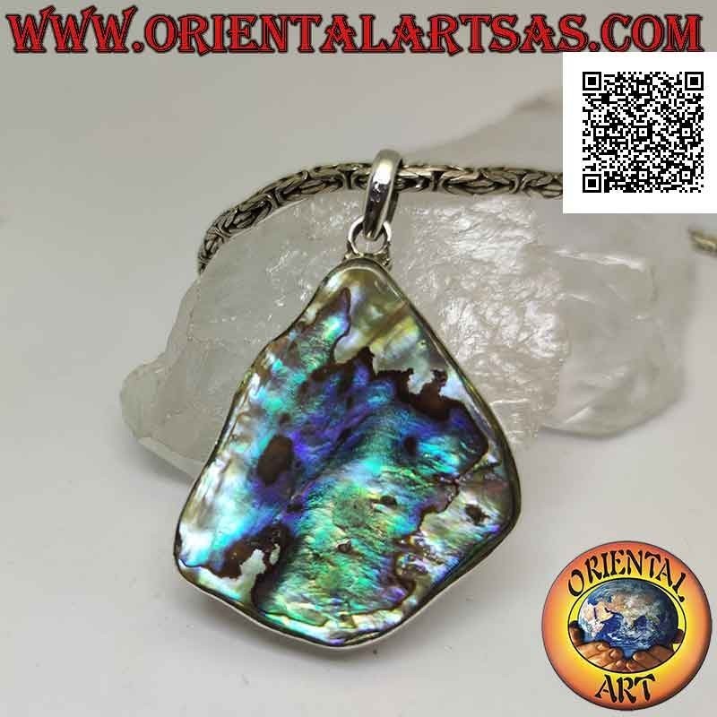 Colgante de plata, gran triángulo irregular con concha de paua (abulón)
