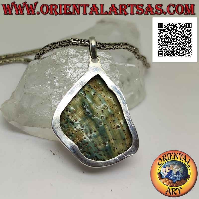 Pendentif en argent, grand triangle irrégulier avec coquillage paua (ormeau)