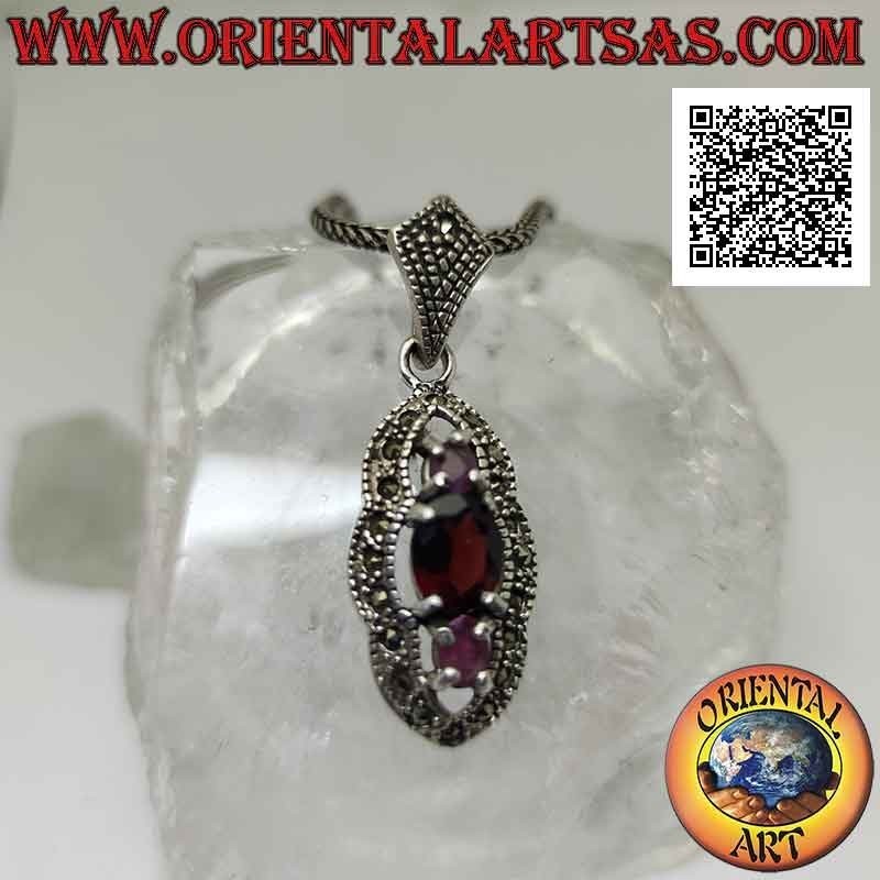 Pendentif en argent, grenat entre rubis naturels ovales sertis d'une monture en marcassite
