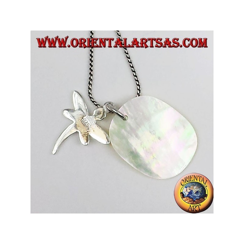 pendentif en argent Dragonfly sur la mère de la plaque de perles