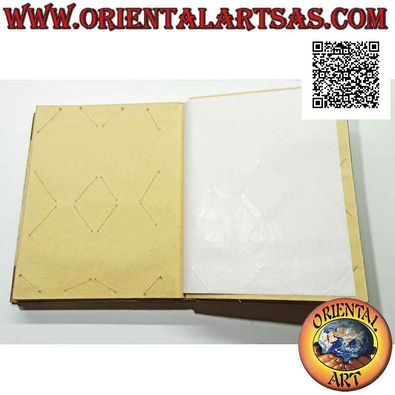 Photo album in natural paper and dried leaves and bark, the gecko (35 cm, double)