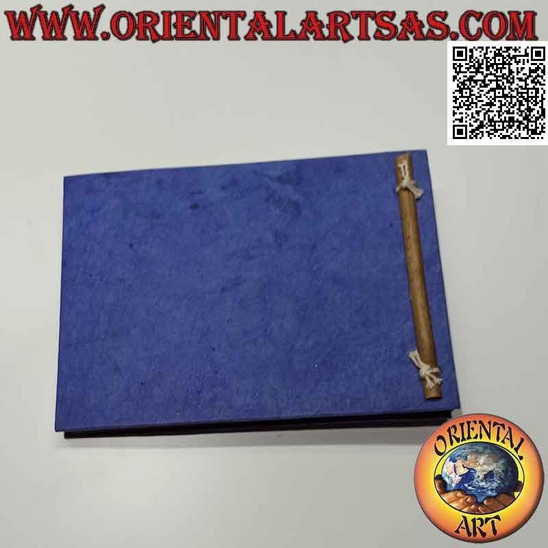 Photo album in Nepalese rice paper and black leaf sheets, (14 x 19 cm)