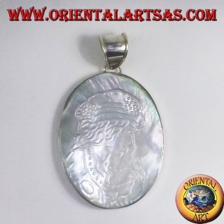 colgante de plata, camafeo de madreperla