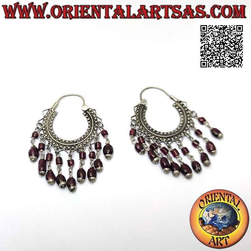 Boucles d'oreilles en argent, cercle aplati de 25 mm constellé de grenats pendants