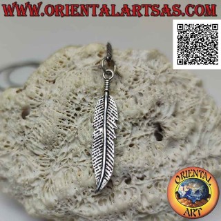 Silberner indianischer Federanhänger mit Rundung an der Spitze (Symbol der Reinigung)