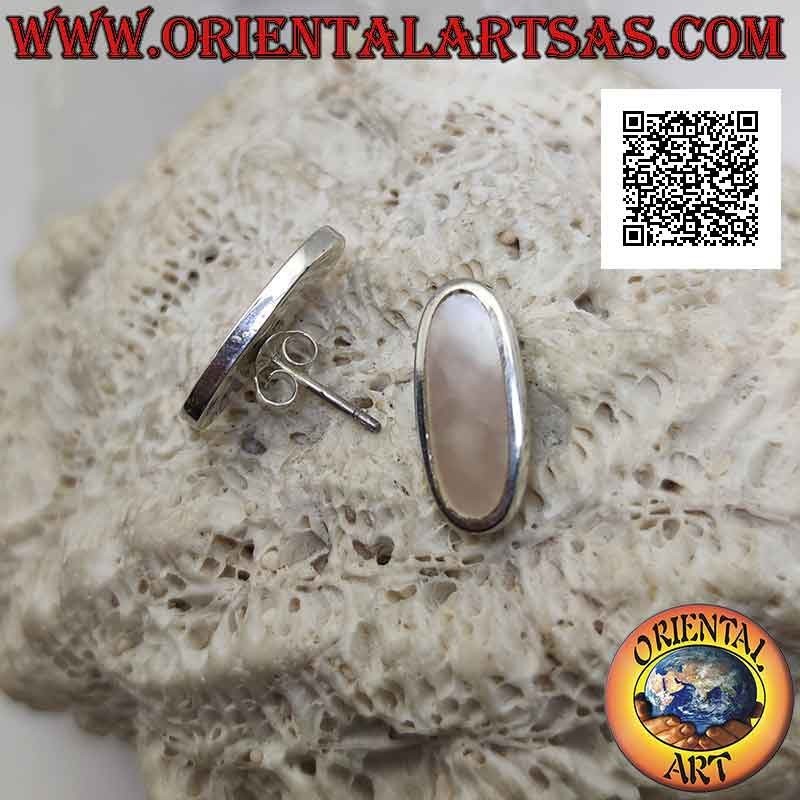 Pendientes lóbulos de plata con nácar plano ovalado con borde liso