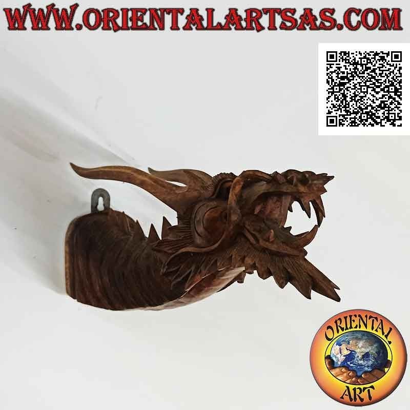 Scultura testa di drago sporgente da muro in legno di suar intagliata a mano da un unico blocco (baffi)