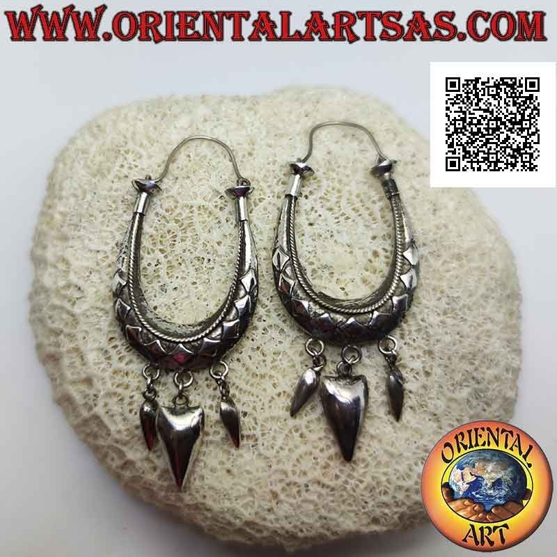 Boucles d'oreilles créoles en argent style "sac à main" avec losanges en relief et pointes pendantes
