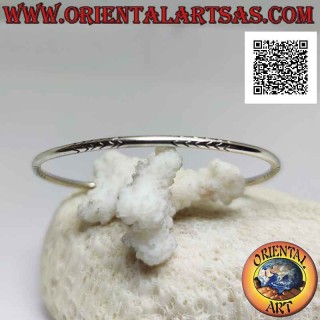 Pulsera rígida tubular lisa de plata 925 ‰ con la serie "V" grabada