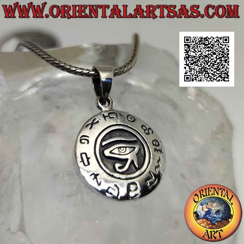 Silver pendant, round medal with eye of Ra / Horus in bas-relief surrounded by hieroglyphs (19 mm Ø)