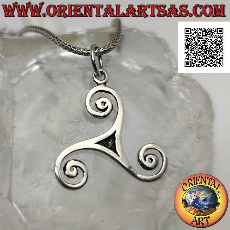 Colgante de plata lisa en forma de triskele triskell gran triskel (hueco central)