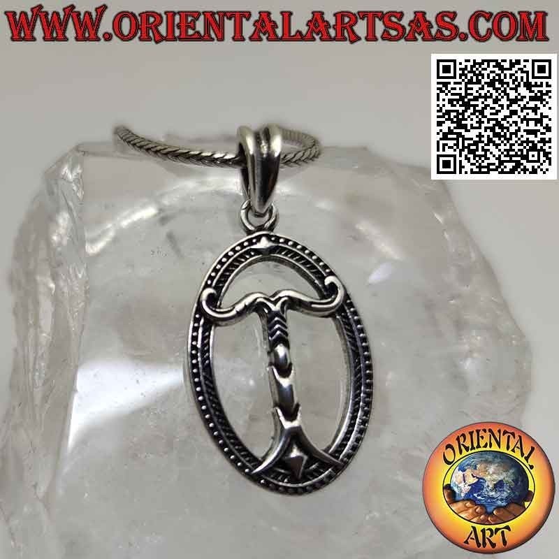 Pendentif en argent, Irminsul ou arbre du monde dans l'ovale