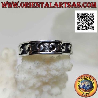 Silver band ring worked with a series of Greek letter "Chi" (X) in bas-relief