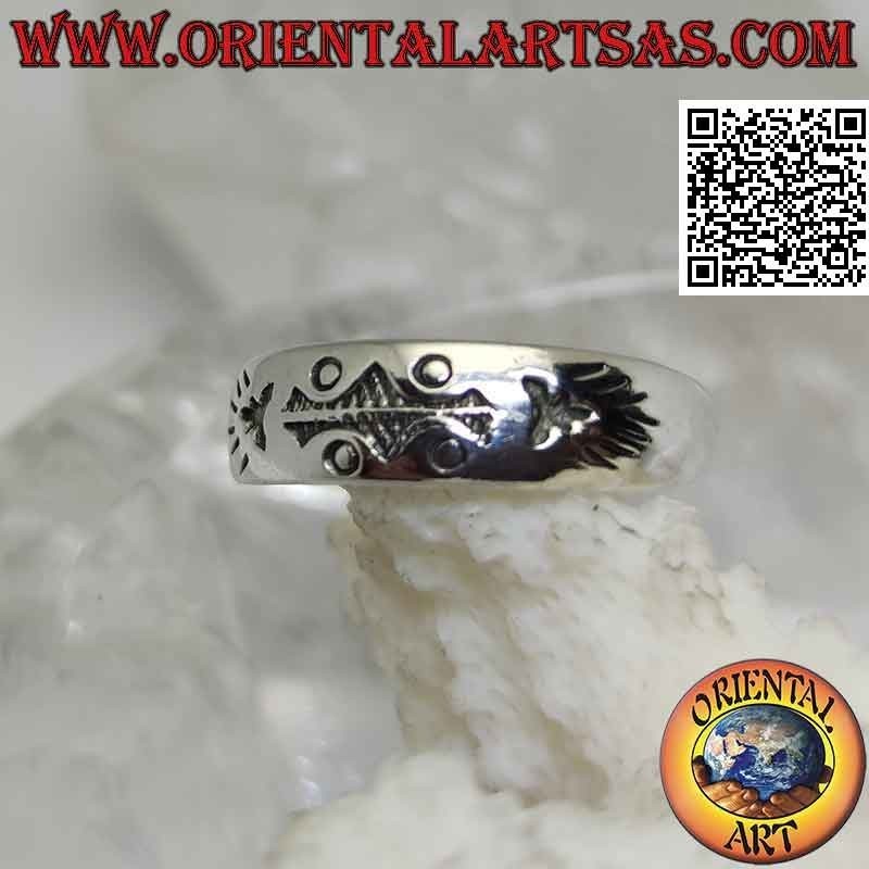 Bague en argent à bande croissante avec gravure abstraite frontale