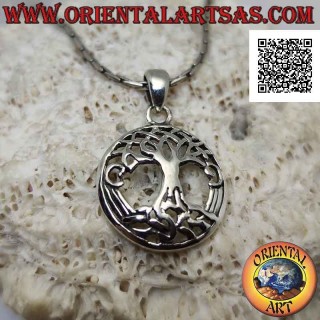 Colgante de plata, Yggdrasil en el círculo de 19 mm Ø (árbol de la vida o árbol cósmico)