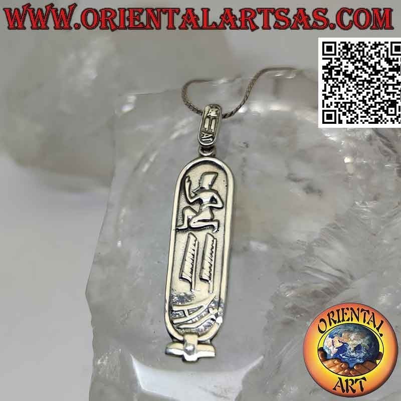Pendentif en argent, table égyptienne avec sujet et hiéroglyphes en bas-relief