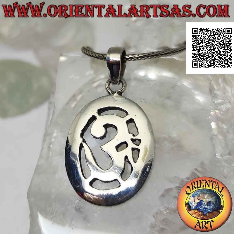 Ciondolo in argento, mantra induista ॐ om nell'ovale liscio, grande e spesso