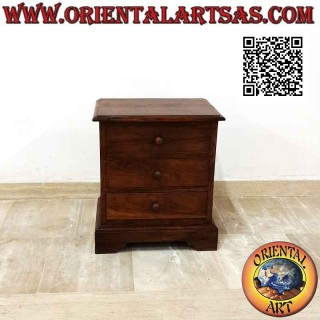 Comodino basso a tre cassetti in legno di teak