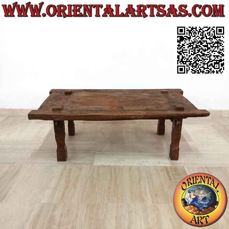 Mesa de salón primitiva baja antigua en madera de teca antigua