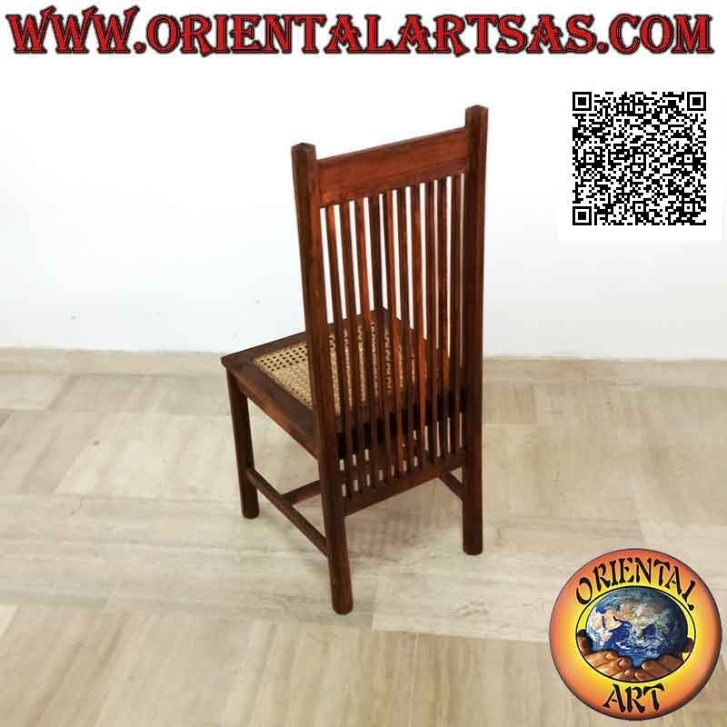 Silla de respaldo alto con bandas de rayas verticales paralelas en madera de teca y asiento de paja de Viena