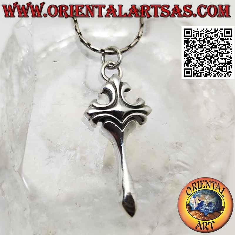 Pendentif en argent, croix de lys avec pied pointu
