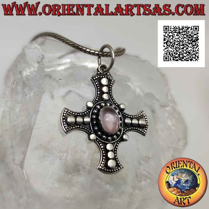 Colgante de plata, cruz celta con cuarzo rosa ovalado natural y discos en los brazos